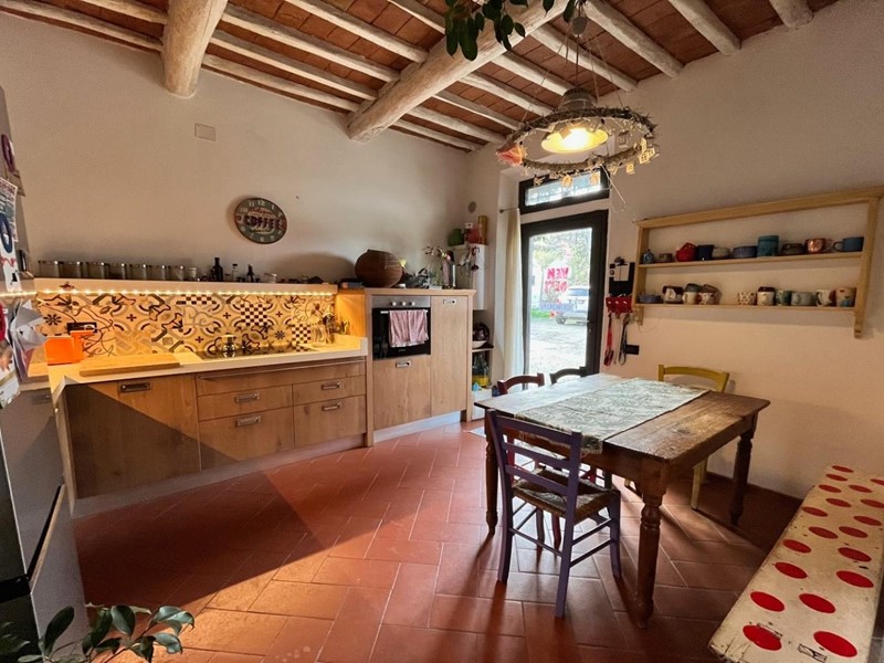 Appartamento in Vendita a Certaldo, zona San Donnino, 220'000€, 130 m²