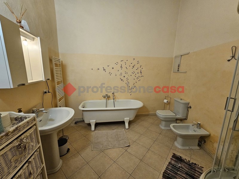 Appartamento in Affitto a Siena, 1'240€, 87 m²