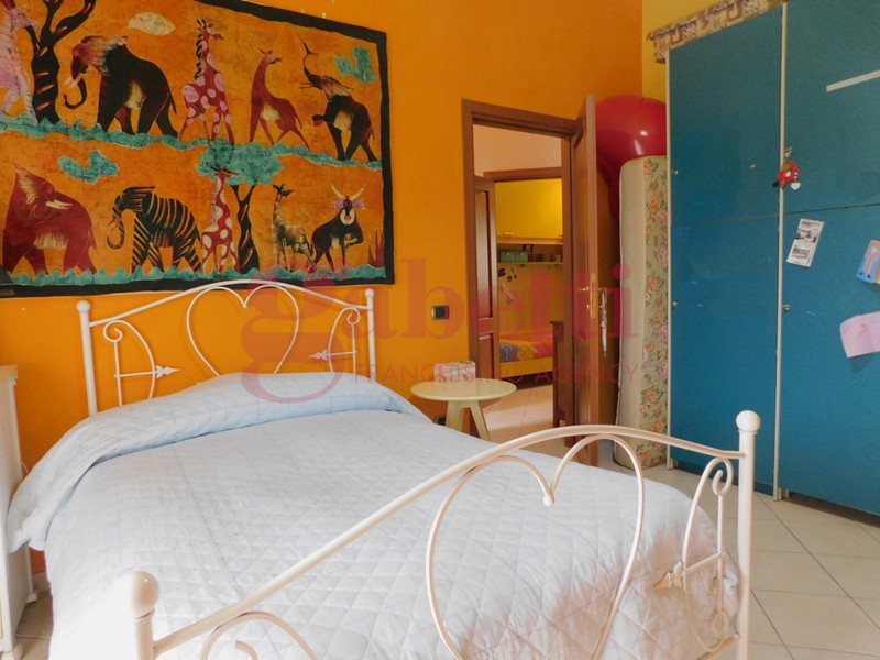 Villa bifamiliare in Vendita a Pozzilli, 230'000€, 214 m²