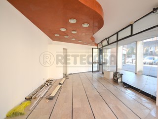 Immobile commerciale in Vendita a Valdagno, zona MAGLIO DI SOPRA, 25'000€, 32 m²
