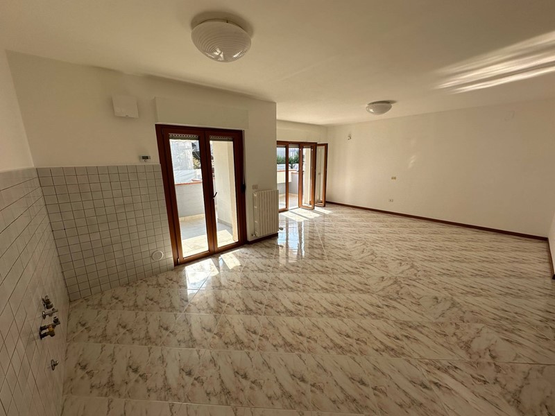 Appartamento in Vendita a Ascoli Piceno, zona Brecciarolo, 179'000€, 143 m²