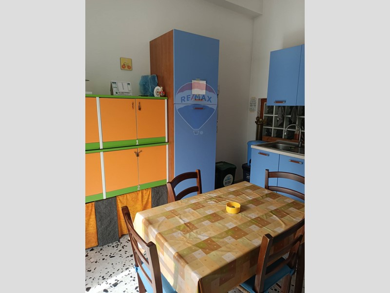 Appartamento in Vendita a Catania, zona Zona semicentro, 159'000€, 142 m²
