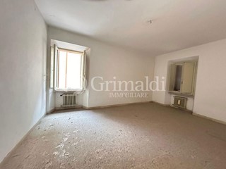 Appartamento in Vendita a Jesi, 210'000€, 140 m²