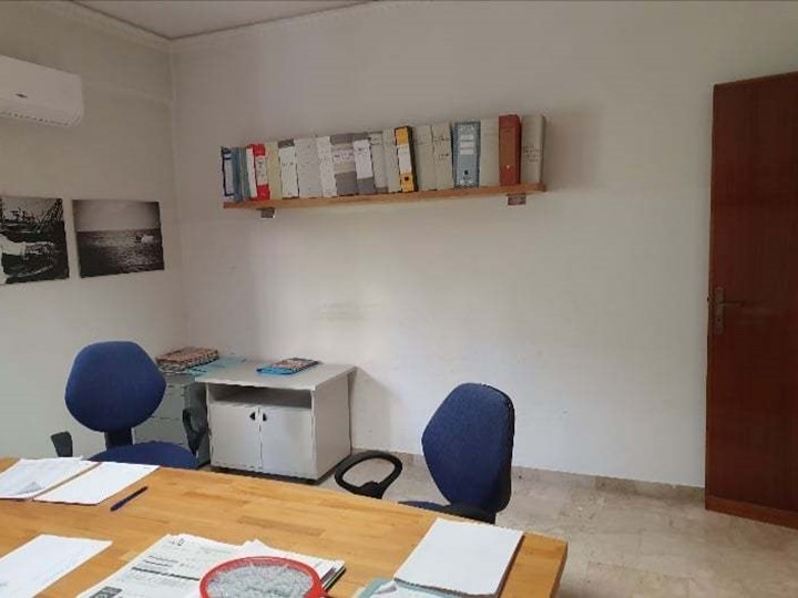 Appartamento in Vendita a Santa Flavia, zona RESIDENZIALE, 150'000€, 155 m²