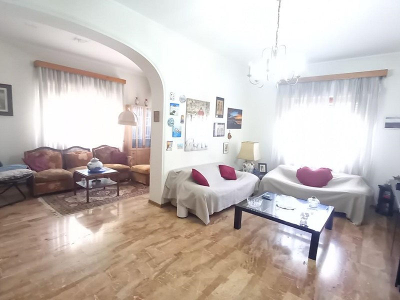 Casa Indipendente in Vendita a Camaiore, zona Lido di Camaiore, 900'000&euro;, 250 m², arredato