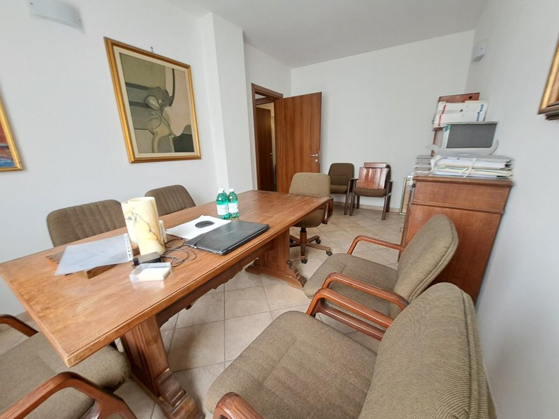 Trilocale in Vendita a Carrara, 130'000€, 67 m²