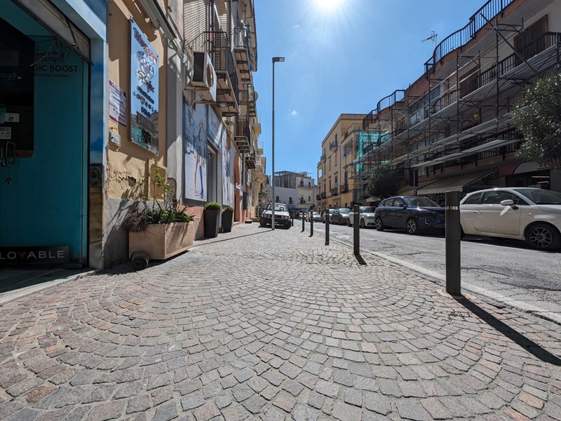 Negozio in Vendita a Bacoli, 139'000€, 60 m²