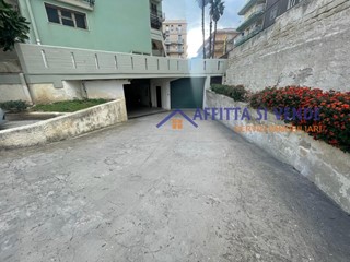 Box in Vendita a Siracusa, 50'000€, 55 m²