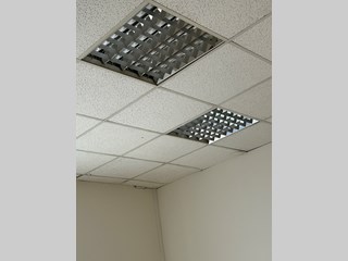 Immobile commerciale in Affitto a Bari, zona Murat, 300€, 25 m²