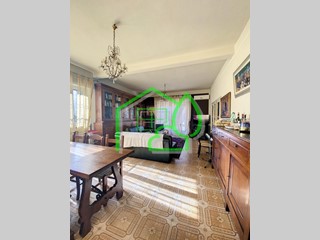 Villa in Vendita a Viareggio, 560'000€, 180 m², con Box