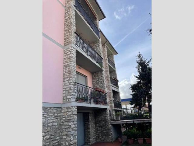 Quadrilocale in Vendita a San Giuliano Terme, 160'000€, 100 m², con Box