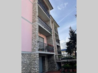 Quadrilocale in Vendita a San Giuliano Terme, 160'000€, 100 m², con Box