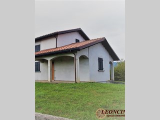 Casa Semi Indipendente in Vendita a Licciana Nardi, 240'000€, 190 m²