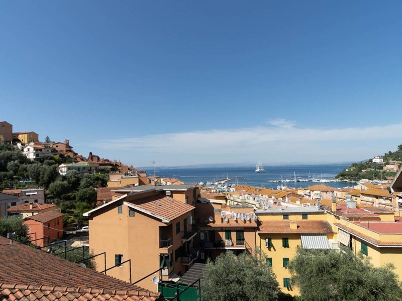 Appartamento in Vendita a Monte Argentario, zona Panoramica, 290'000€, 97 m², arredato