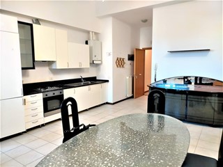 Trilocale in Vendita a Ostra Vetere, 60'000€, 65 m²