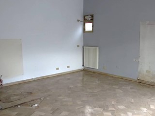 Attività commerciale in Affitto a Spinea, 550€, 40 m²