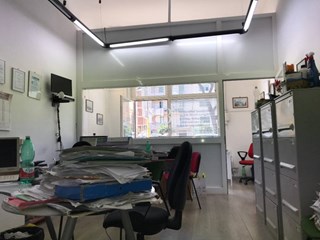 Negozio in Vendita a Roma, zona monteverde, 135'000€, 65 m²