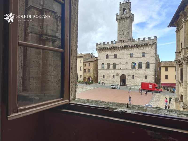Appartamento in Vendita a Montepulciano, zona Montepulciano Capoluogo, 135 m²