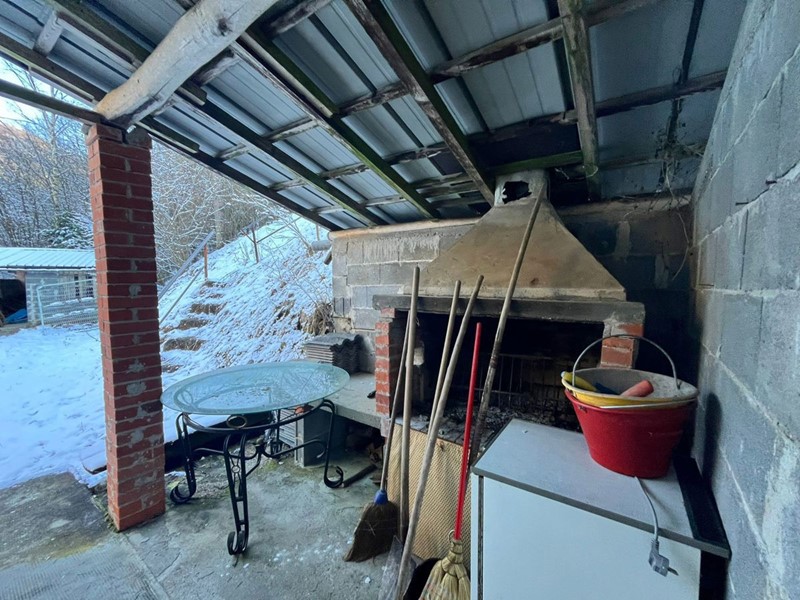 Casa Indipendente in Vendita a Monterosso Grana, 62'000€, 100 m², arredato