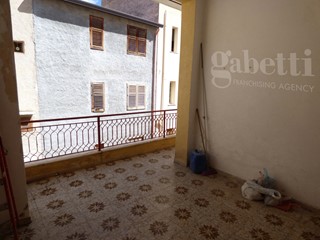 Casa Indipendente in Vendita a Casteldaccia, 100'000€, 240 m²