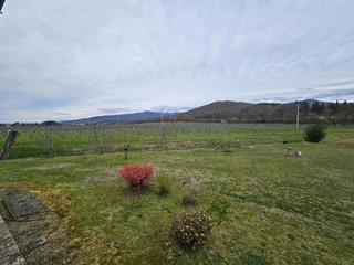 Casa Indipendente in Vendita a Arezzo, 200'000€, 187 m², arredato