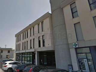 Ufficio in Vendita a Altavilla Vicentina, 150'000€, 172 m²
