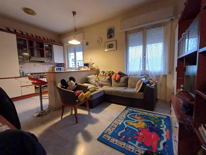 Quadrilocale in Vendita a Massa, 190'000€, 100 m², arredato