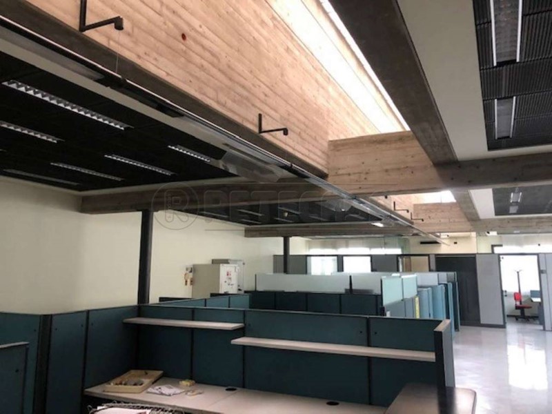 Ufficio in Vendita a Camisano Vicentino, 350'000€, 448 m²