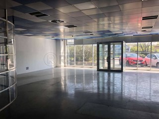 Immobile commerciale in Vendita a Vicenza, 253'000€, 625 m²