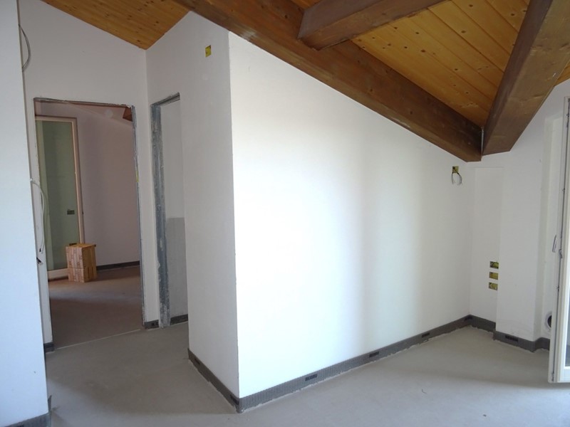 Trilocale in Vendita a Trecastelli, zona Ponte Rio, 82'000€, 48 m²