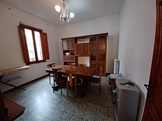 Casa Indipendente in Vendita a Capraia e Limite, 260'000€, 180 m²