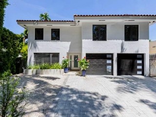 Villa in Vendita a San Giuliano Terme, zona Pontasserchio, 475'000€, 330 m², con Box