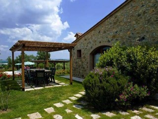 Casa Indipendente in Vendita a Manerba del Garda, 695'000€, 776 m², con Box