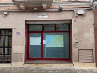 Negozio in Vendita a Bari, 60'000€, 90 m²