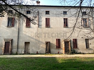 Villa in Vendita a Madignano, 750'000&euro;, 1286 m²
