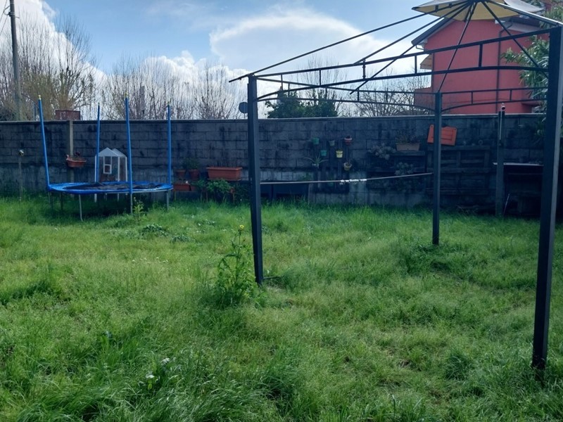 Trilocale in Vendita a Ameglia, zona Fiumaretta, 180'000&euro;, 79 m²