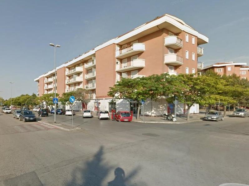 Box in Vendita a Foggia, zona Macchia Gialla, 60 m²