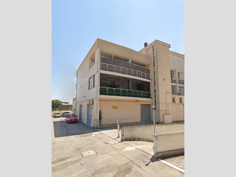 Trilocale in Vendita a Foggia, zona DOTOLO MOBILI, 134'000&euro;, 90 m², con Box