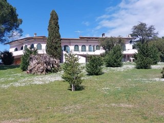 Villa in Vendita a Cerreto Guidi, 1'950'000€, 512 m², arredato, con Box