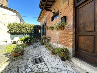 Appartamento in Vendita a Castelnuovo Berardenga, zona Vagliagli, 155'000€, 90 m²