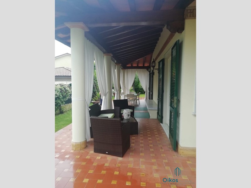 Villa in Affitto a Forte dei Marmi, 20'000€, 410 m², arredato