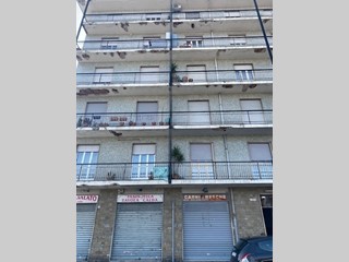 Immobile commerciale in Affitto a Settimo Torinese, 500€, 55 m²