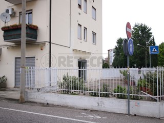 Immobile commerciale in Vendita a Vicenza, 49'000€, 55 m²