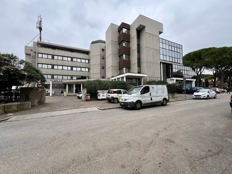 Ufficio in Vendita a Gorizia, 69'000€, 95 m²