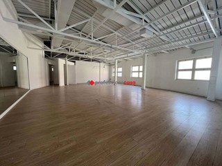 Negozio in Vendita a Foggia, 128'000&euro;, 293 m²