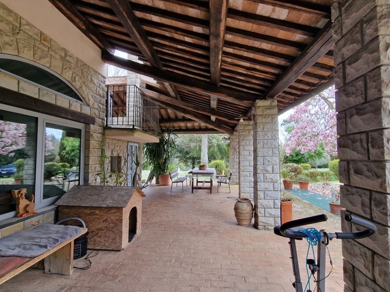 Casa Indipendente in Vendita a Porano, 680'000€, 500 m², arredato