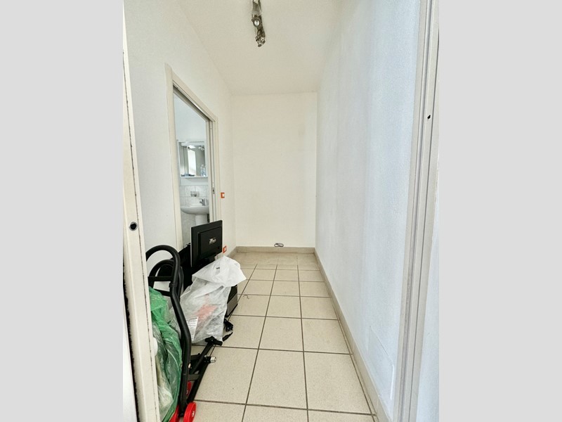 Capannone in Vendita a Seravezza, 50'000&euro;, 37 m²