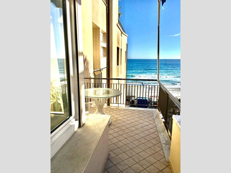 Appartamento in Vendita a Alassio, 1'000'000€, 92 m², arredato