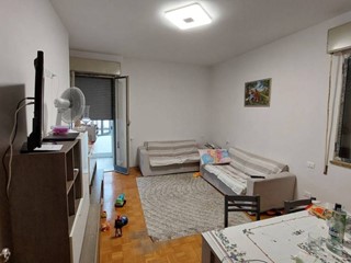 Trilocale in Vendita a Ravenna, 54'000€, 101 m², con Box