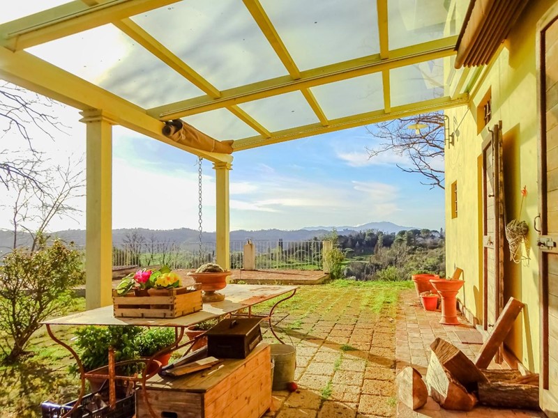 Villa in Vendita a San Miniato, zona Cigoli, 690'000&euro;, 320 m², con Box